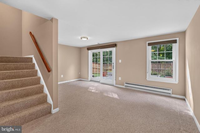 7452 CROSS GATE LN, Alexandria, VA 22315