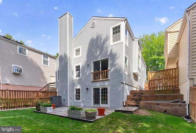 7452 CROSS GATE LN, Alexandria, VA 22315