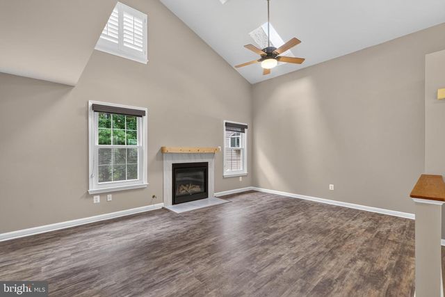 7452 CROSS GATE LN, Alexandria, VA 22315