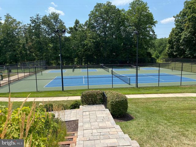7452 CROSS GATE LN, Alexandria, VA 22315