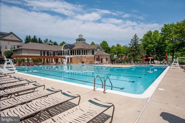7452 CROSS GATE LN, Alexandria, VA 22315