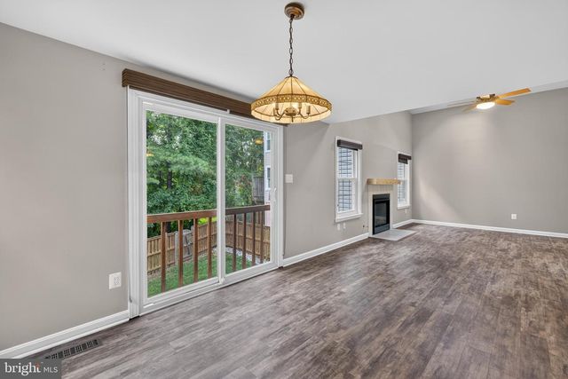 7452 CROSS GATE LN, Alexandria, VA 22315