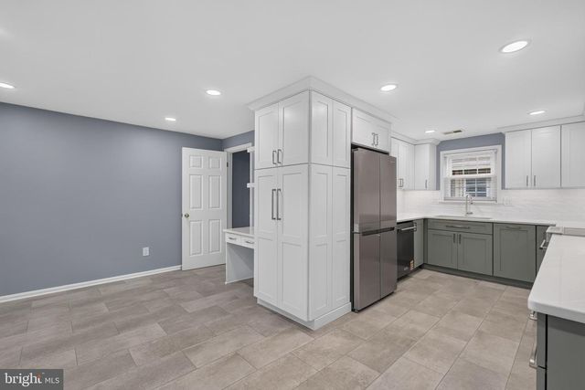 7452 CROSS GATE LN, Alexandria, VA 22315