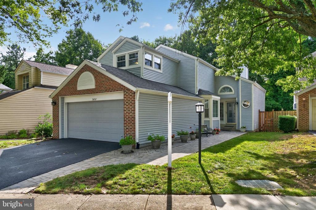 7452 CROSS GATE LN, Alexandria, VA 22315