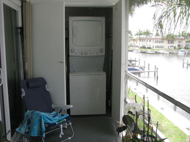 2600 S Kanner Highway W8, Stuart, FL 34994