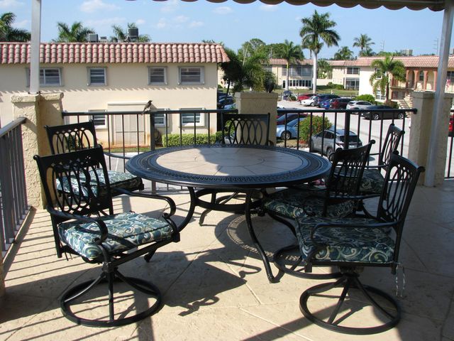 2600 S Kanner Highway W8, Stuart, FL 34994