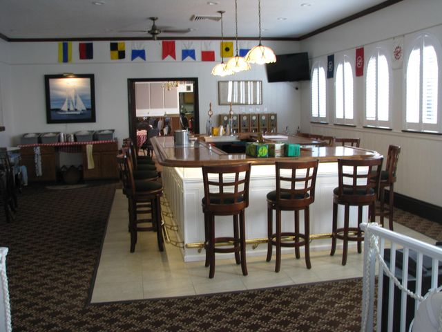 2600 S Kanner Highway W8, Stuart, FL 34994