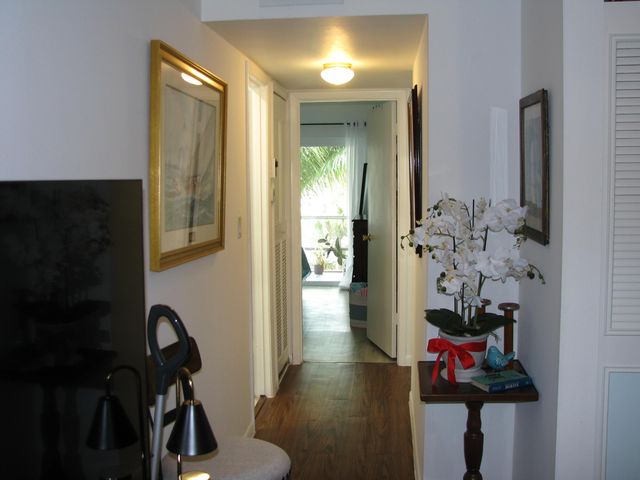 2600 S Kanner Highway W8, Stuart, FL 34994