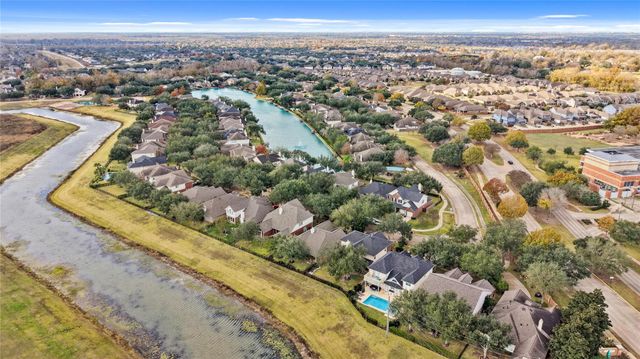 5619 Horseshoe Falls, Missouri City, TX 77459