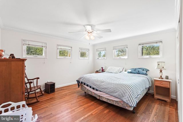10917 WOODHAVEN DR, Fairfax, VA 22030