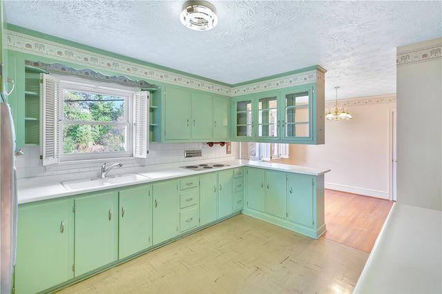 2156 Gentry Memorial Highway, Pickens, SC 29671