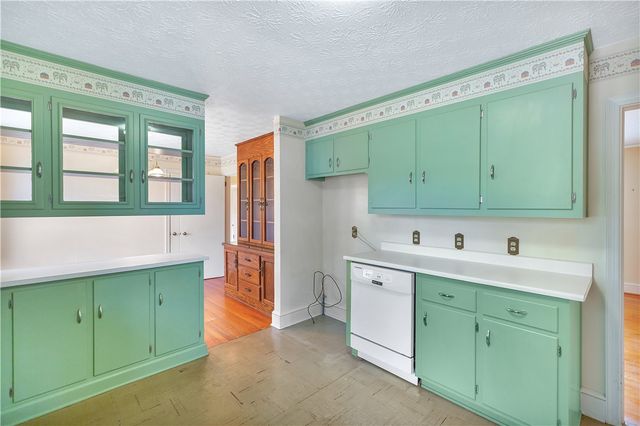 2156 Gentry Memorial Highway, Pickens, SC 29671