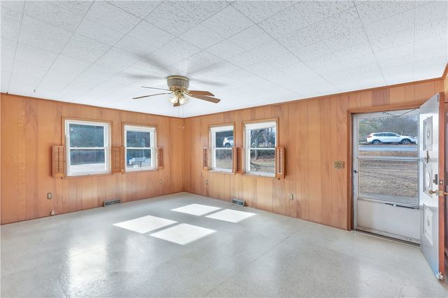 2156 Gentry Memorial Highway, Pickens, SC 29671