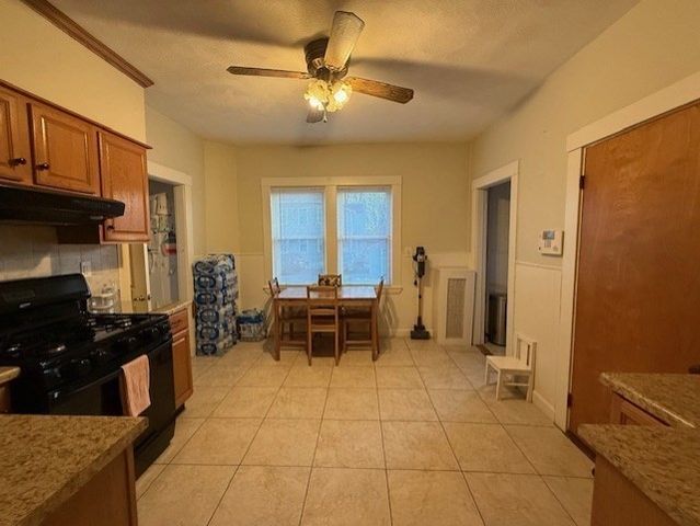 26 Waverley Ave 26, Watertown, MA 02472