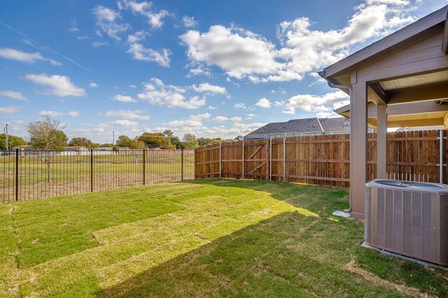 808 Homeplace Circle, Mansfield, TX 76063