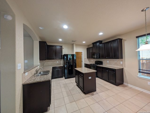 10730 Axis Crossing, San Antonio, TX 78245