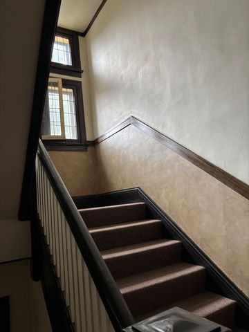 1042 Washington Boulevard 3W, Oak Park, IL 60302