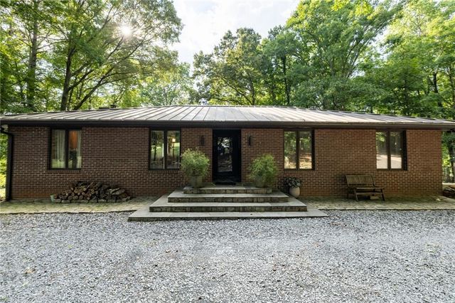 1145 Brittany Way, Fayetteville, GA 30214