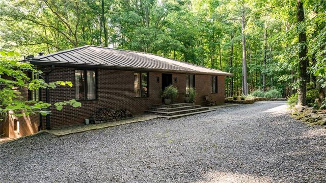1145 Brittany Way, Fayetteville, GA 30214