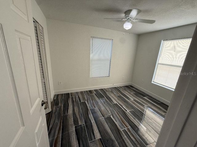 1110 W KNOLLWOOD STREET, Tampa, FL 33604