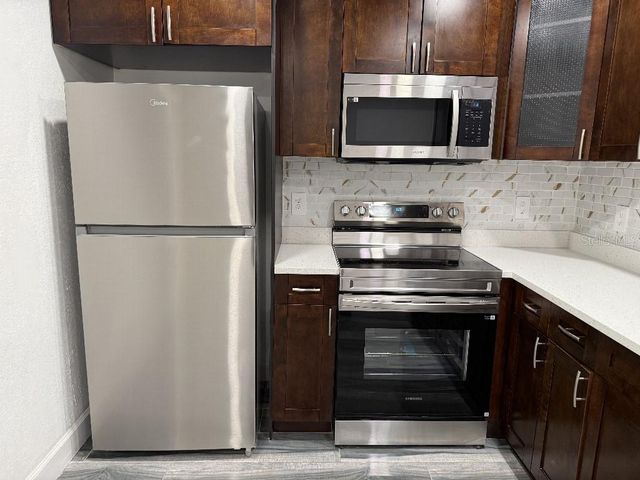 1110 W KNOLLWOOD STREET, Tampa, FL 33604