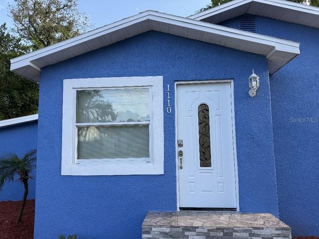 1110 W KNOLLWOOD STREET, Tampa, FL 33604