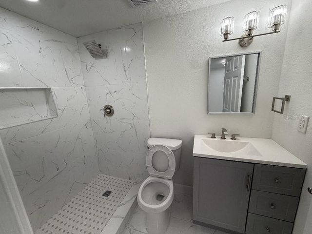 1110 W KNOLLWOOD STREET, Tampa, FL 33604