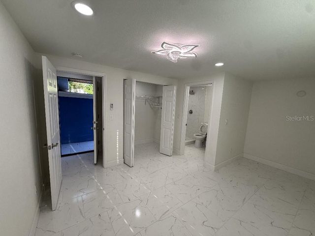 1110 W KNOLLWOOD STREET, Tampa, FL 33604