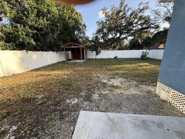 1110 W KNOLLWOOD STREET, Tampa, FL 33604