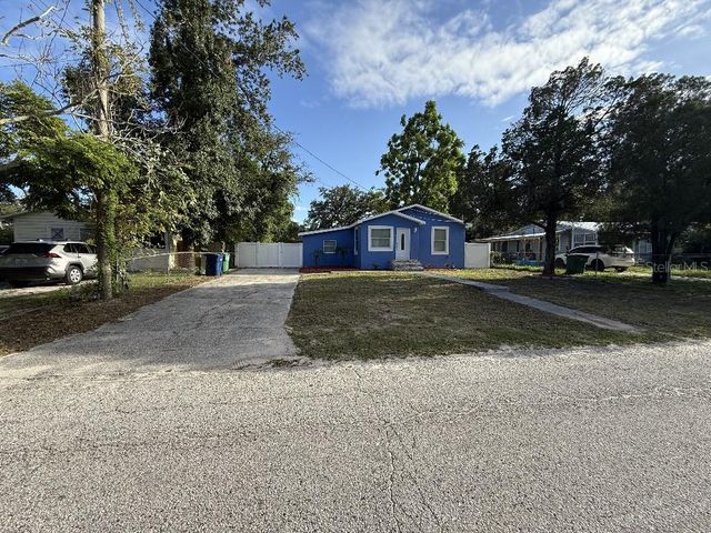 1110 W KNOLLWOOD STREET, Tampa, FL 33604
