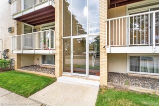 4909 Crooks Road D 4, Royal Oak, MI 48073