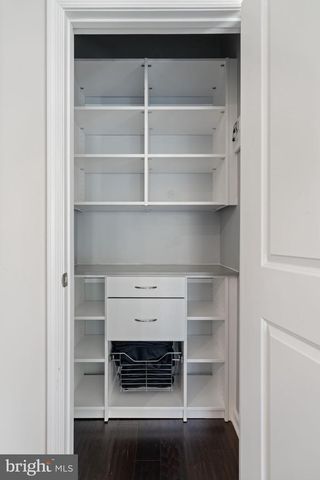 2044 SCARLET PINE RD, Dumfries, VA 22026