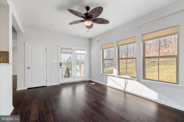 2044 SCARLET PINE RD, Dumfries, VA 22026