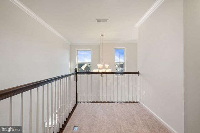 2044 SCARLET PINE RD, Dumfries, VA 22026