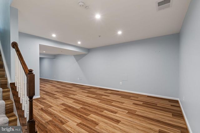 2044 SCARLET PINE RD, Dumfries, VA 22026