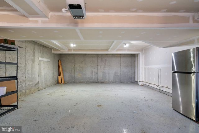 2044 SCARLET PINE RD, Dumfries, VA 22026