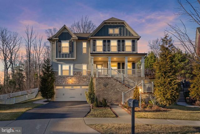 2044 SCARLET PINE RD, Dumfries, VA 22026