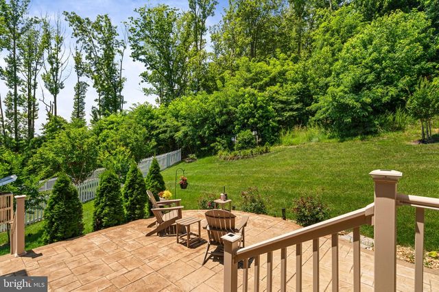 2044 SCARLET PINE RD, Dumfries, VA 22026