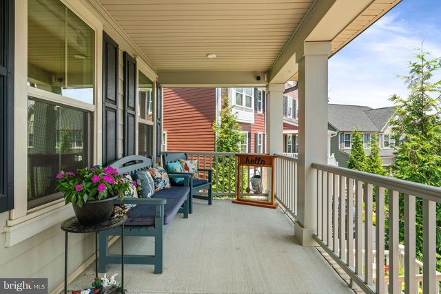 2044 SCARLET PINE RD, Dumfries, VA 22026