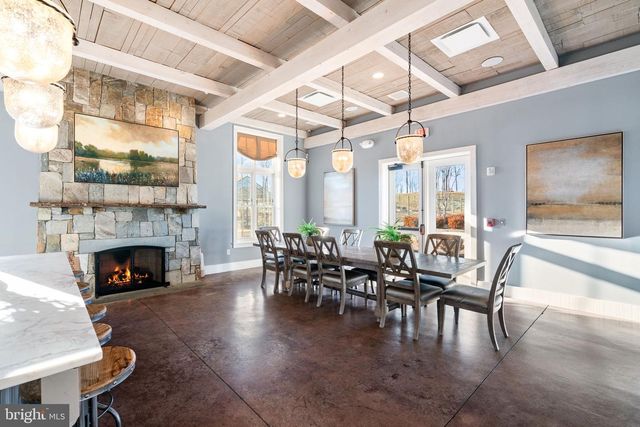 2044 SCARLET PINE RD, Dumfries, VA 22026