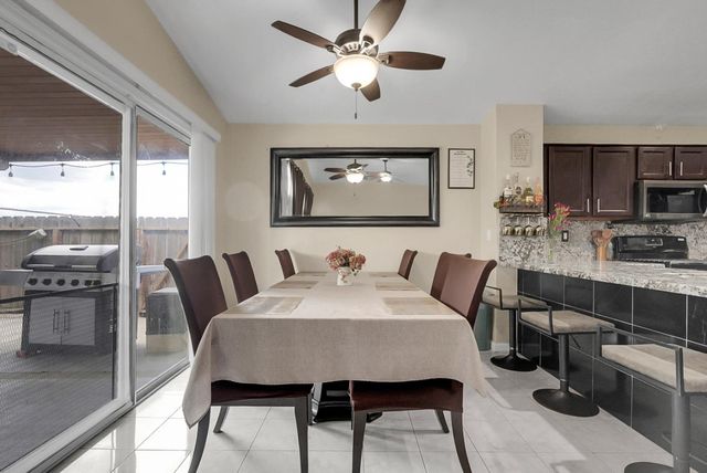 1210 Cherry Oak Ln, Manteca, CA 95336