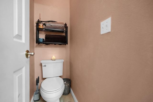 1210 Cherry Oak Ln, Manteca, CA 95336
