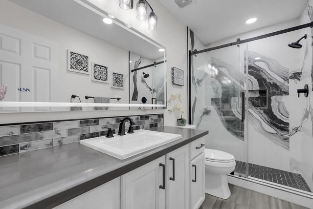 1210 Cherry Oak Ln, Manteca, CA 95336