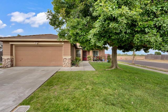 1210 Cherry Oak Ln, Manteca, CA 95336