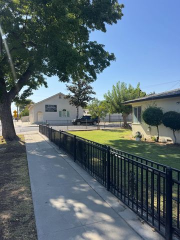 3845 E Lowe Avenue, Fresno, CA 93702
