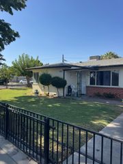 3845 E Lowe Avenue, Fresno, CA 93702