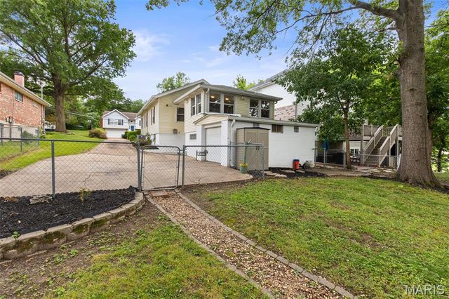 7409 Lansdowne Avenue, Shrewsbury, MO 63119