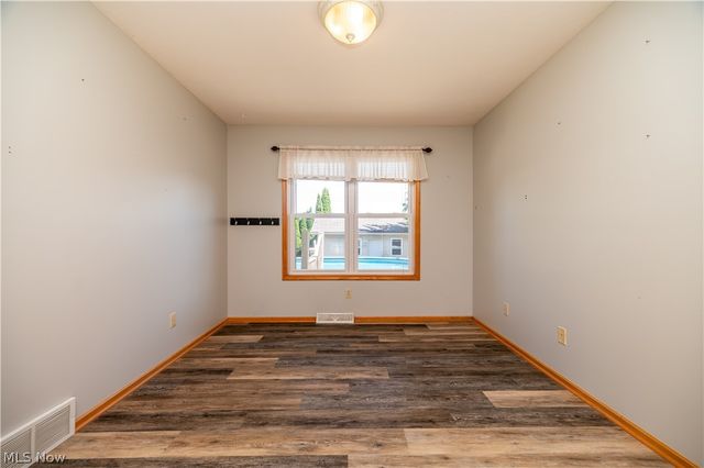 5128 Clearfield Drive, Mineral Ridge, OH 44440
