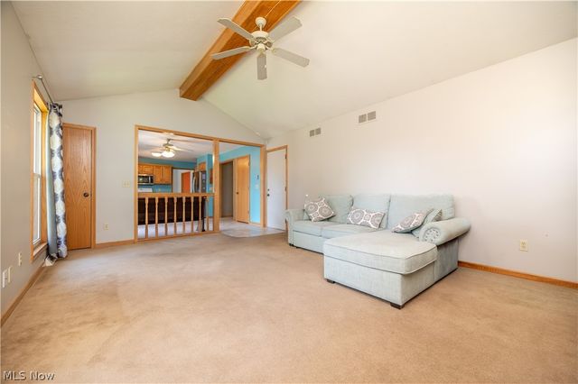 5128 Clearfield Drive, Mineral Ridge, OH 44440