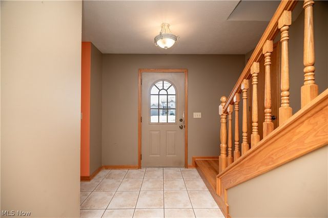 5128 Clearfield Drive, Mineral Ridge, OH 44440